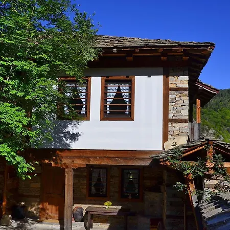 Bed and breakfast Kalinia 3*