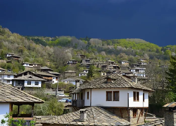 Kalinia Nocleg ze śniadaniem 3*